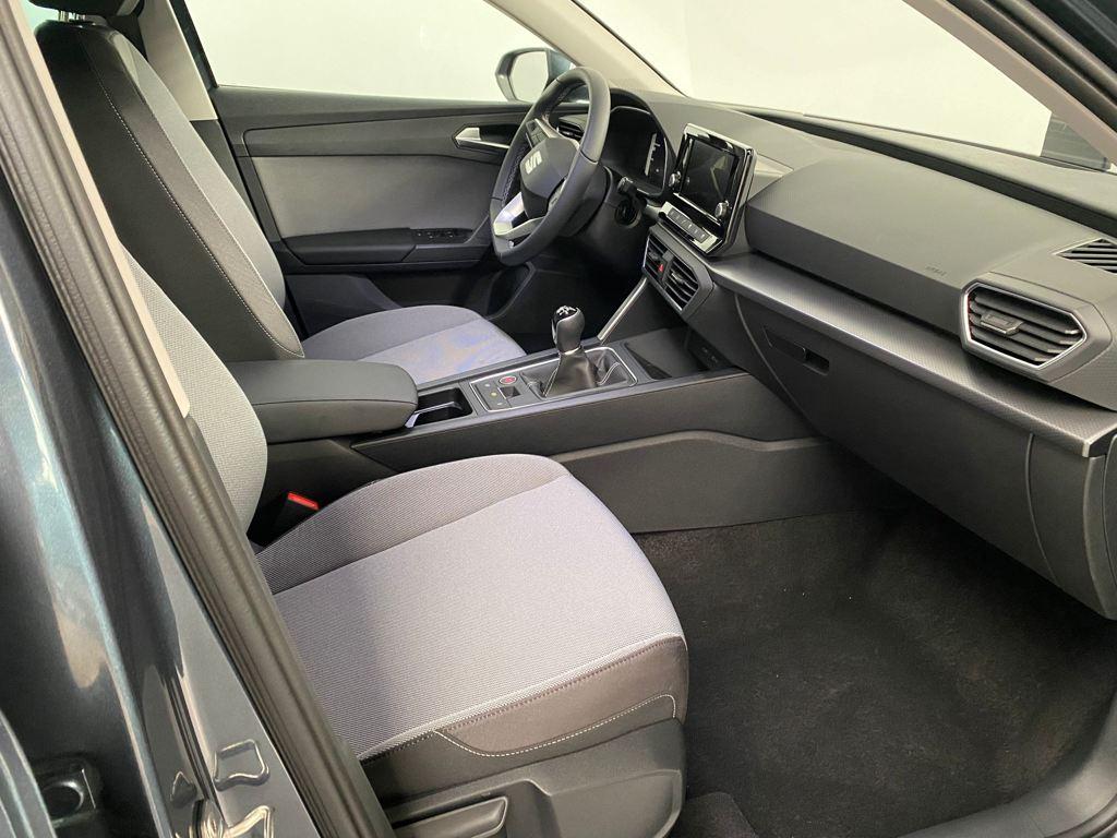 SEAT León 1.0 TSI S&S Style XL Vision 81 kW (110 CV) - 4