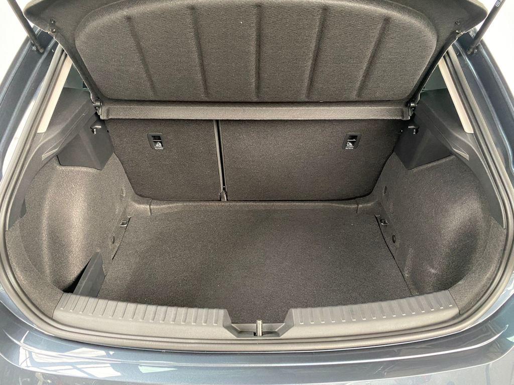 SEAT León 1.0 TSI S&S Style XL Vision 81 kW (110 CV) - 6