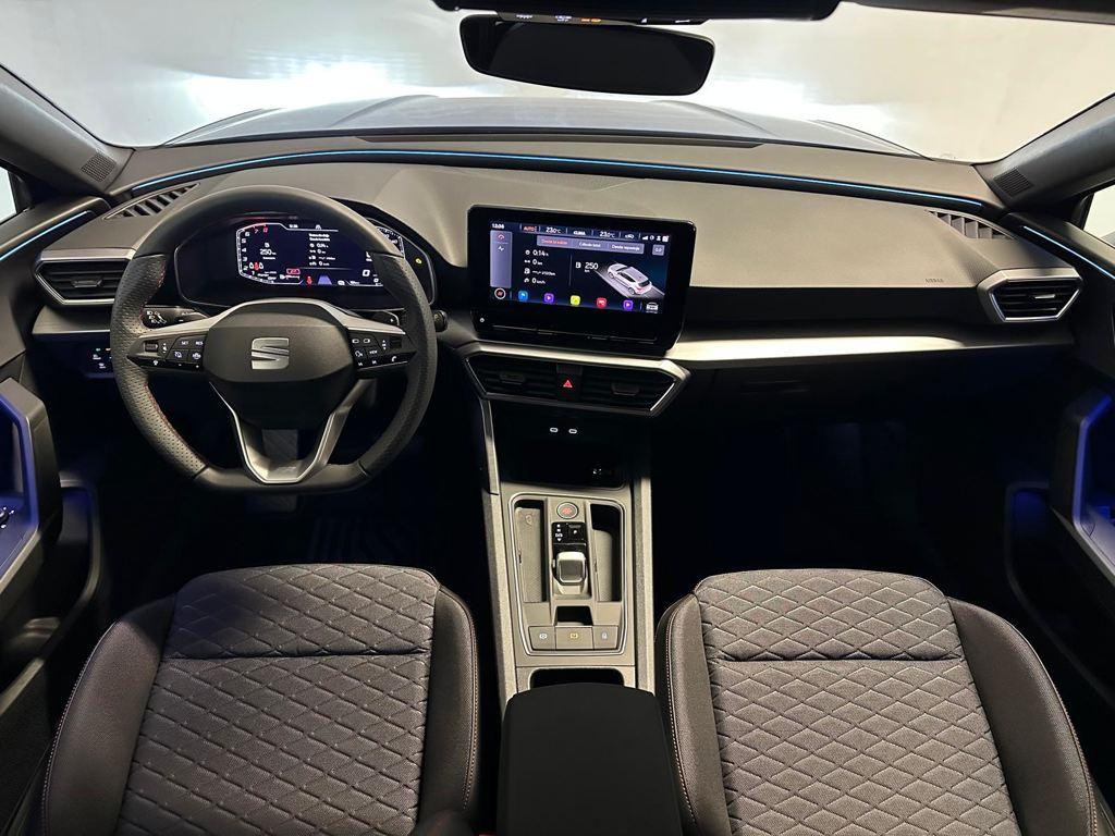 SEAT León 1.0 eTSI S&S FR 25 Aniversario DSG 81 kW (110 CV) - 3