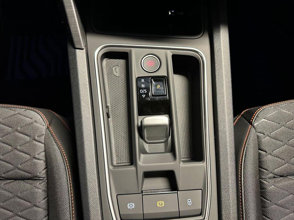 SEAT León 1.0 eTSI S&S FR 25 Aniversario DSG 81 kW (110 CV) - 8