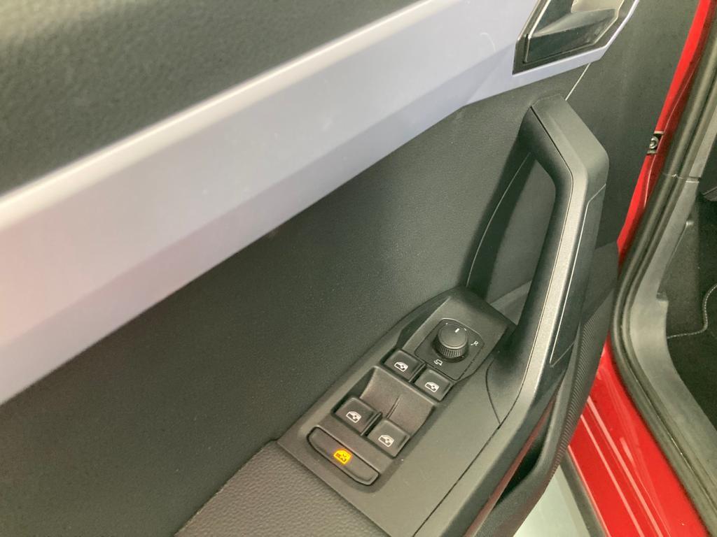 SEAT Arona 1.0 TSI S&S FR Limited Edition 85 kW (115 CV) - 8