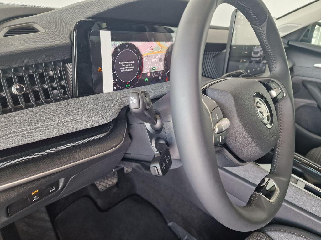 Skoda Superb 1.5 TSI m-HEV Selection DSG 110 kW (150 CV) - 9