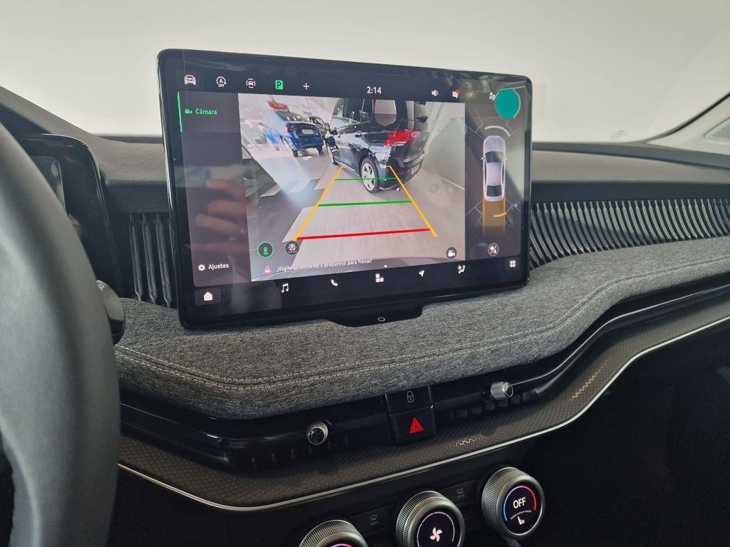 Skoda Superb 1.5 TSI m-HEV Selection DSG 110 kW (150 CV) - 12