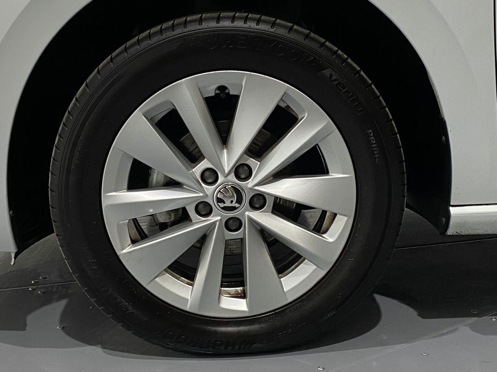 Skoda Scala 1.0 TSI Selection 70 kW (95 CV) - 7