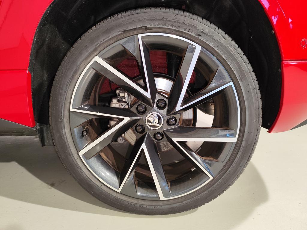 Skoda Karoq 2.0 TSI Sportline 4X4 DSG 140 kW (190 CV) - 7