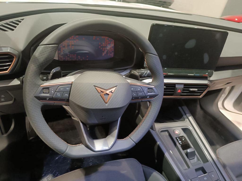 CUPRA Leon Sportstourer 1.5 eTSI DSG 110 kW (150 CV) - 8