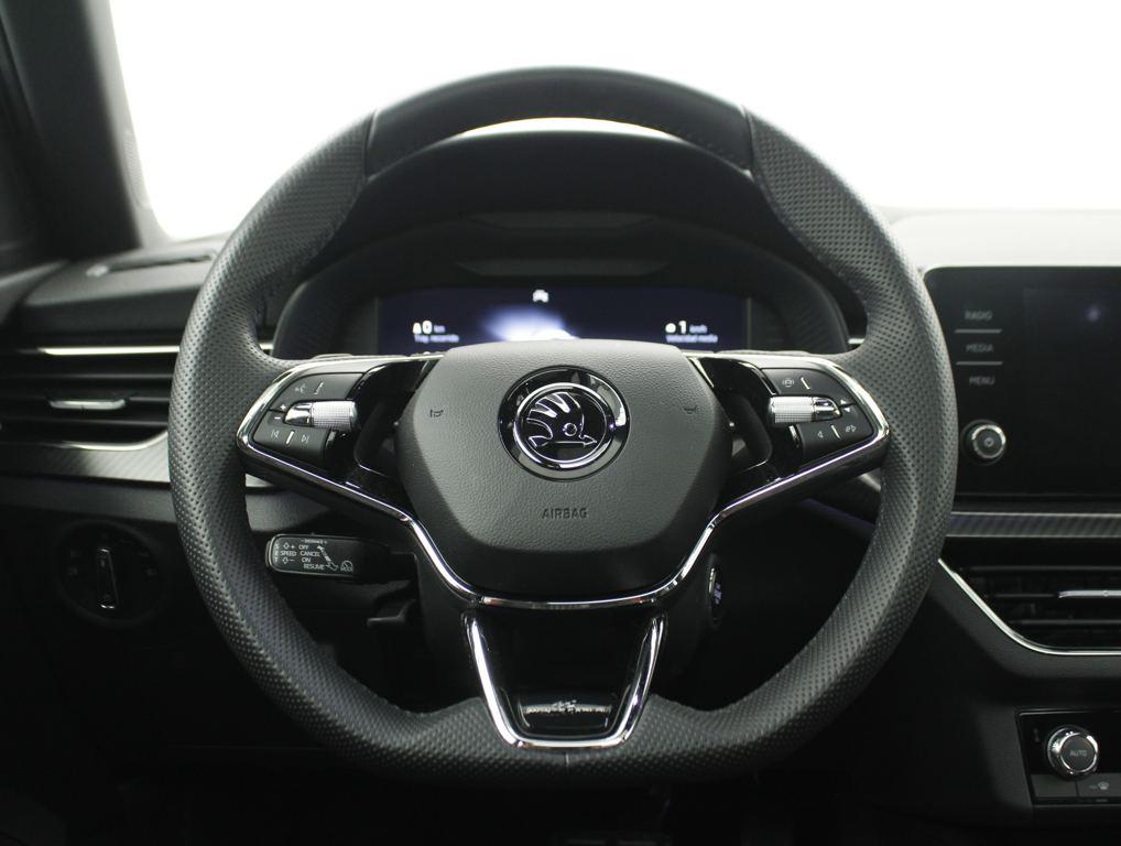 Skoda Kamiq 1.5 TSI Montecarlo DSG 110 kW (150 CV) - 12