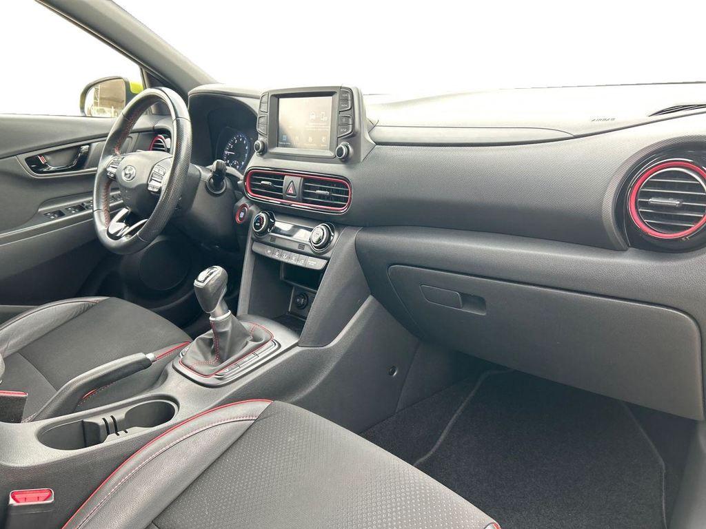 Hyundai Kona 1.0 TGDi Tecno Red 4x2 88 kW (120 CV) - 4