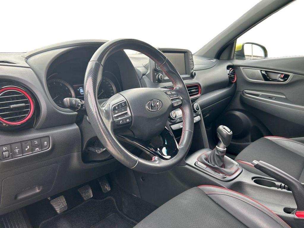 Hyundai Kona 1.0 TGDi Tecno Red 4x2 88 kW (120 CV) - 8