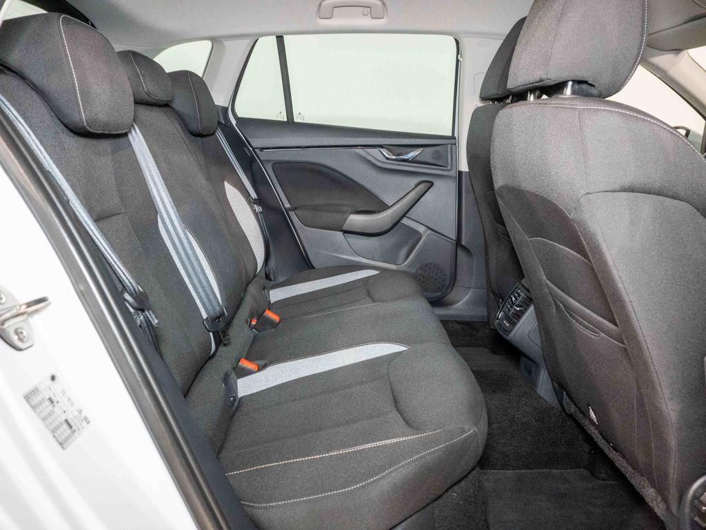 Skoda Scala 1.0 TSI Selection 85 kW (115 CV) - 5