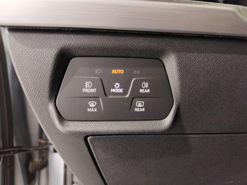 SEAT León 1.5 eTSI S&S FR Special Edition Vision DSG 110 kW (150 CV) - 13