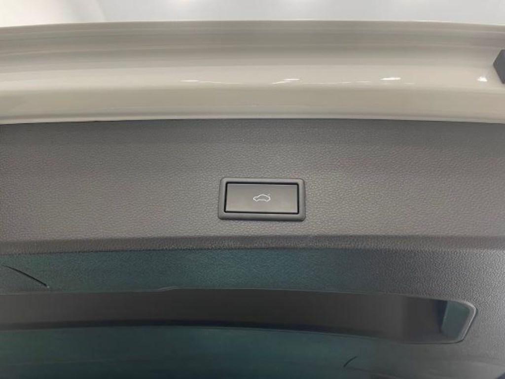 SEAT Ateca 2.0 TDI S&S X-Perience Go 110 kW (150 CV) - 8