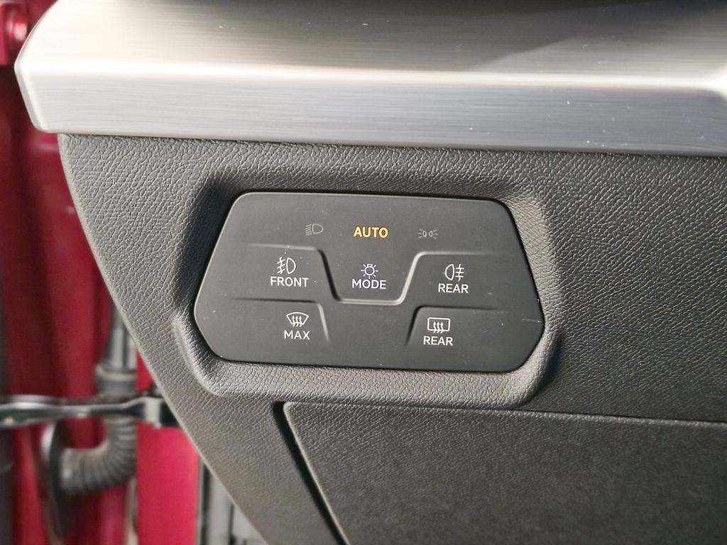 SEAT León 1.5 eTSI S&S FR Special Edition Vision DSG 110 kW (150 CV) - 10