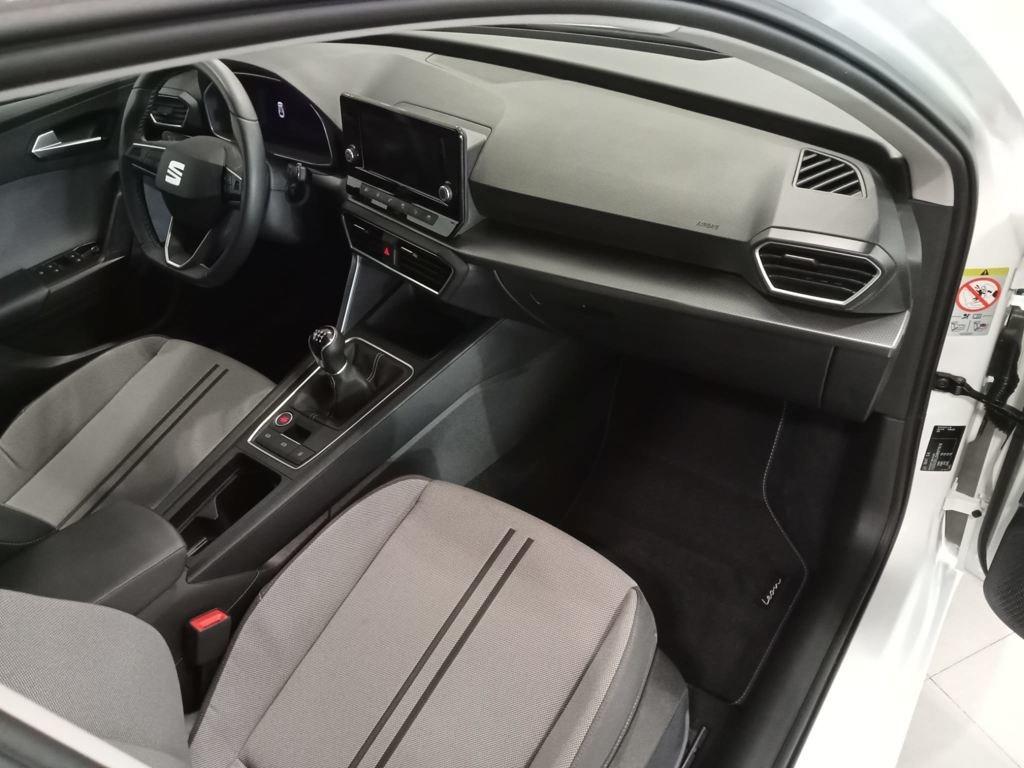 SEAT Leon ST 2.0 TDI Style Go 85 kW (115 CV) - 9