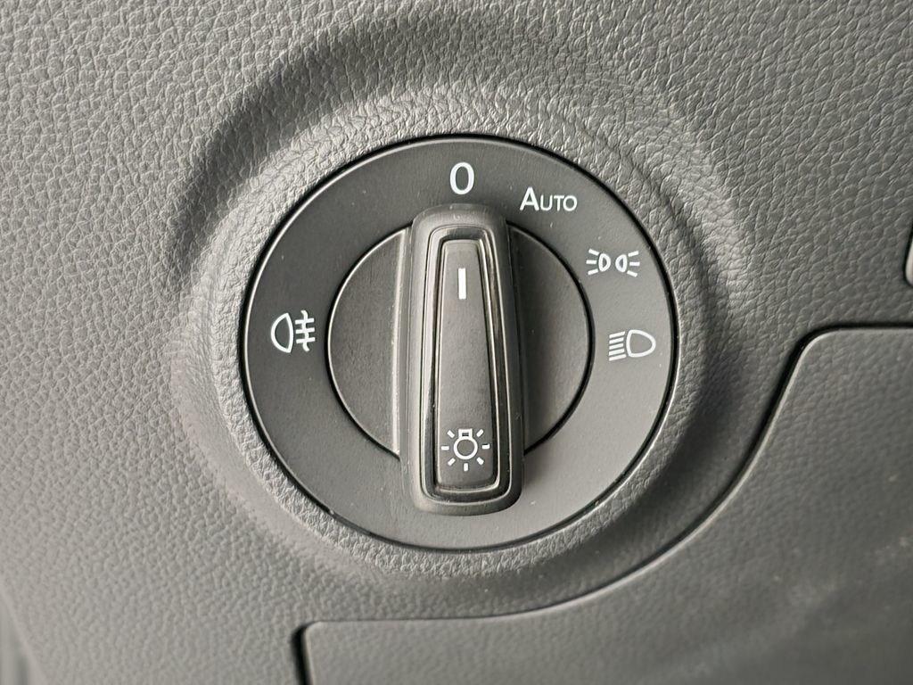 SEAT Arona 1.0 TSI Style XM 81 kW (110 CV) - 10