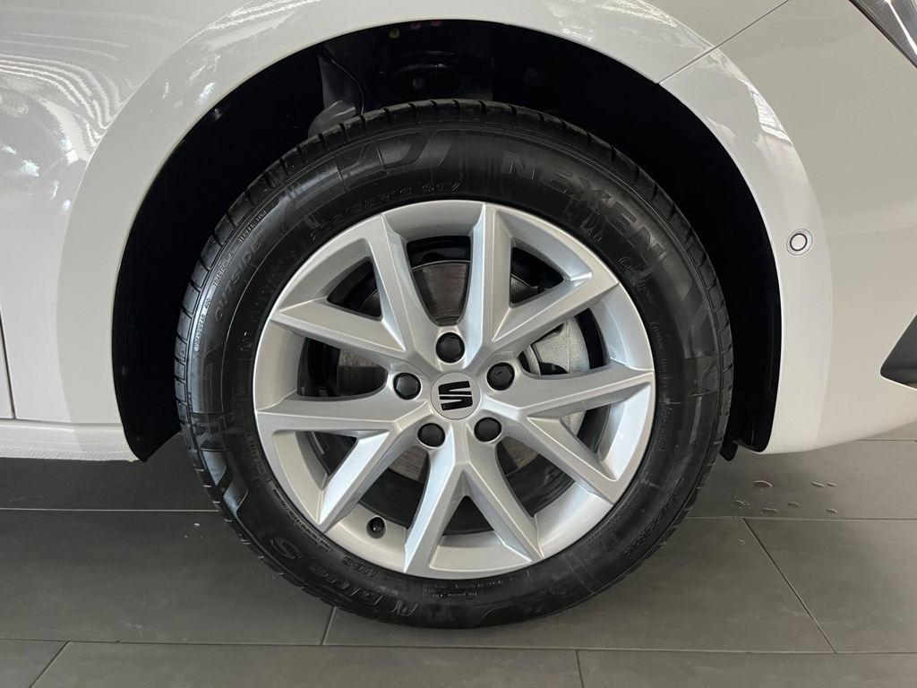 SEAT León 1.0 TSI S&S Style XL Vision 81 kW (110 CV) - 7