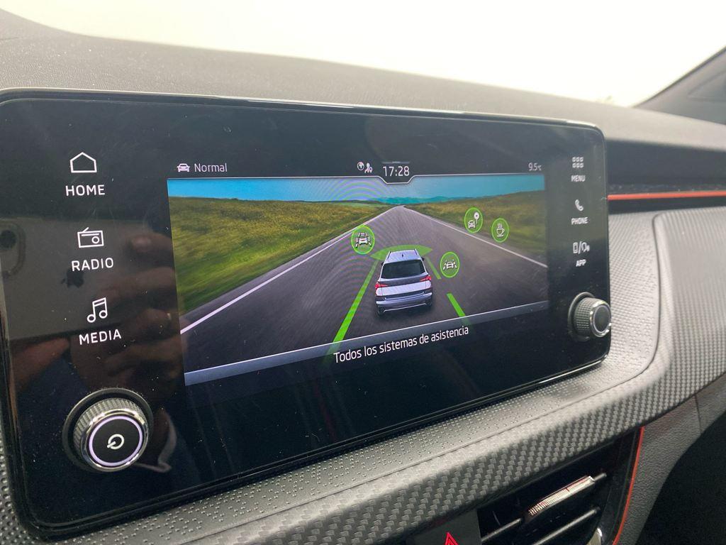 Skoda Kamiq 1.0 TSI Montecarlo DSG 85 kW (115 CV) - 14