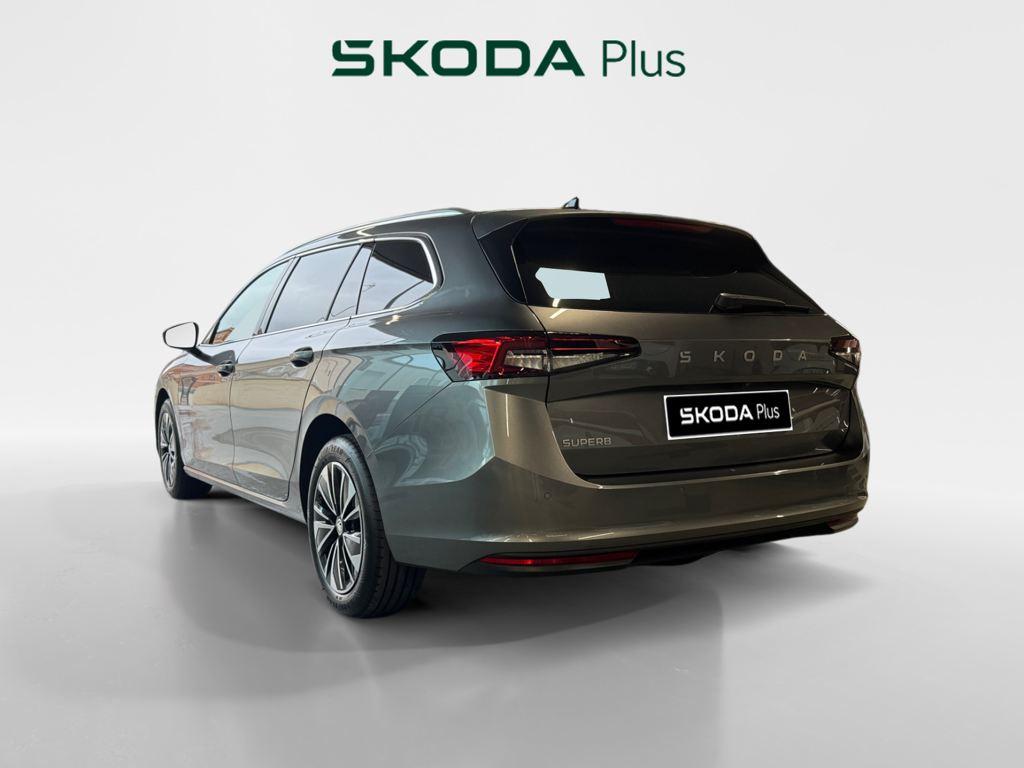 Skoda Superb Combi 2.0 TDI Selection DSG 110 kW (150 CV) - 1