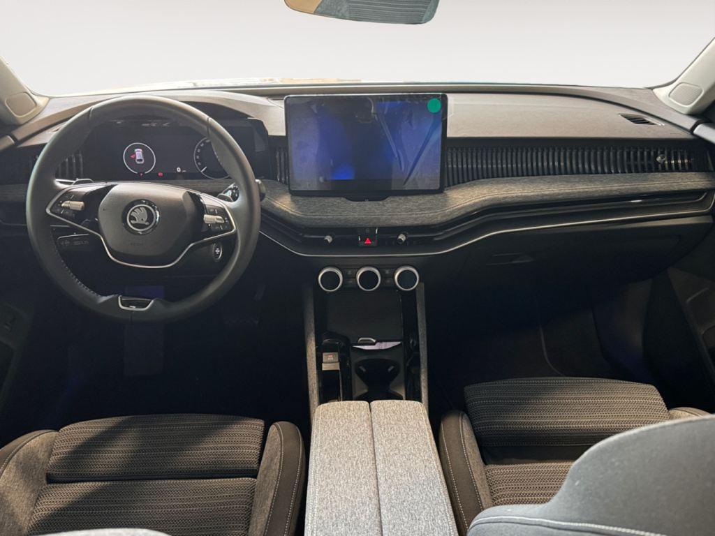 Skoda Superb Combi 2.0 TDI Selection DSG 110 kW (150 CV) - 3