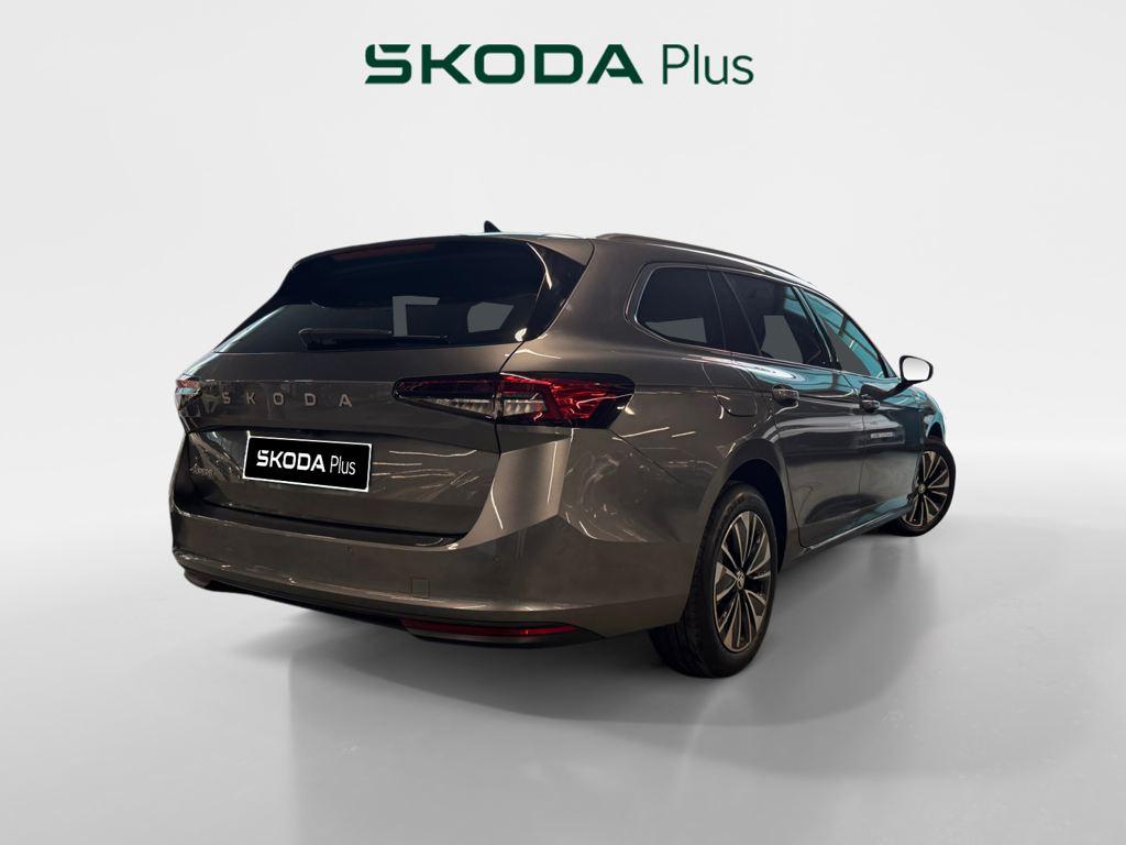 Skoda Superb Combi 2.0 TDI Selection DSG 110 kW (150 CV) - 13