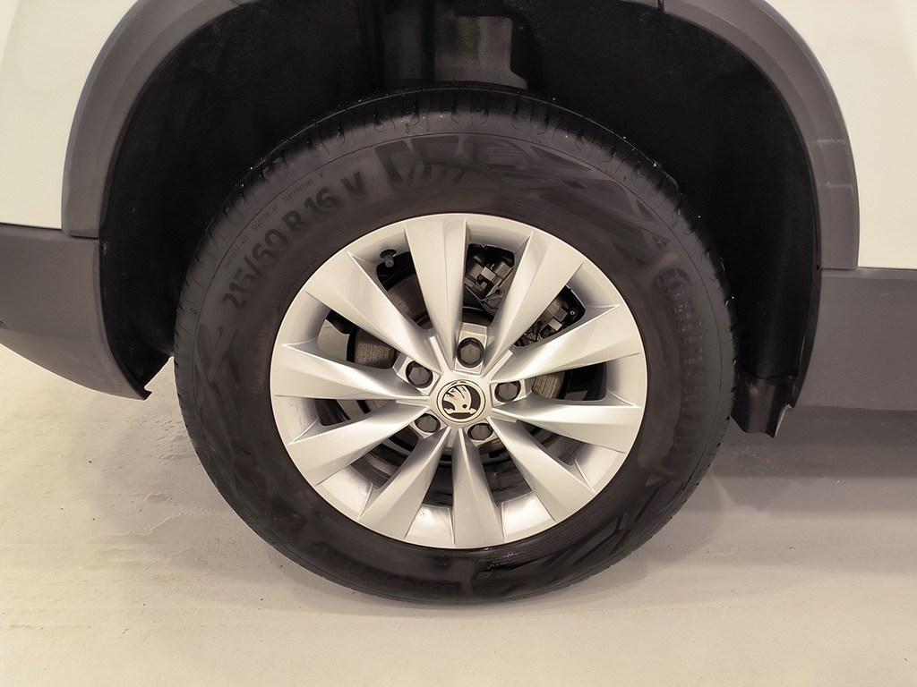 Skoda Karoq 2.0 TDI Selection 85 kW (115 CV) - 7