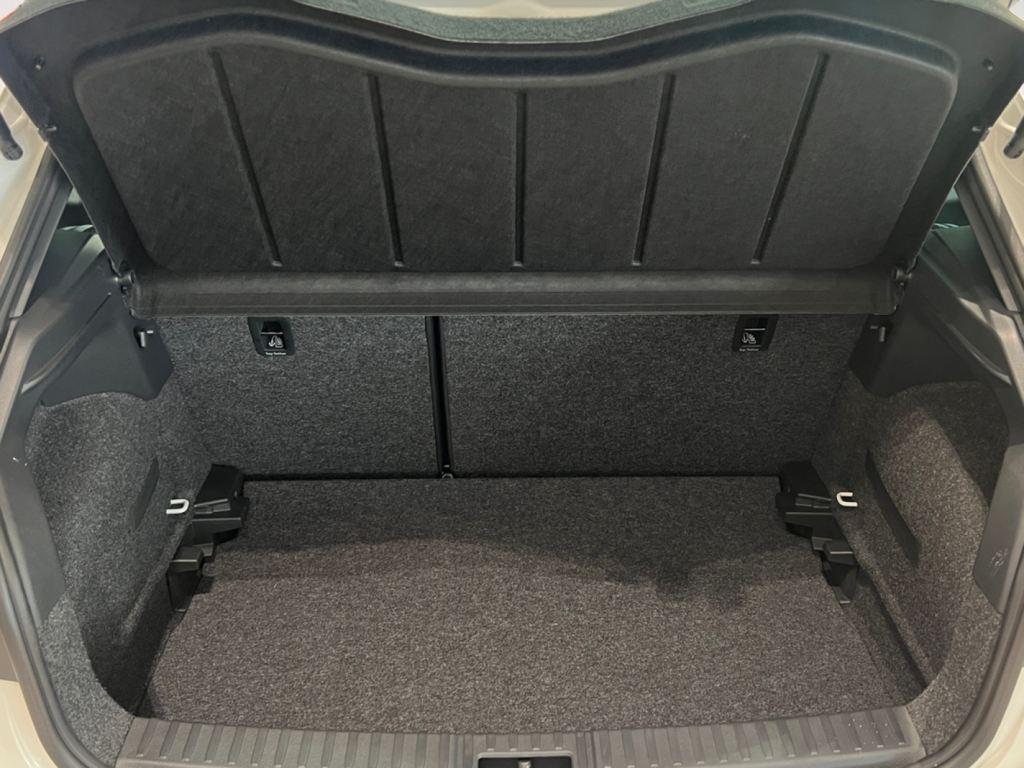 SEAT Ibiza 1.0 TSI S&S FR 40 Aniversario 85 kW (115 CV) - 6