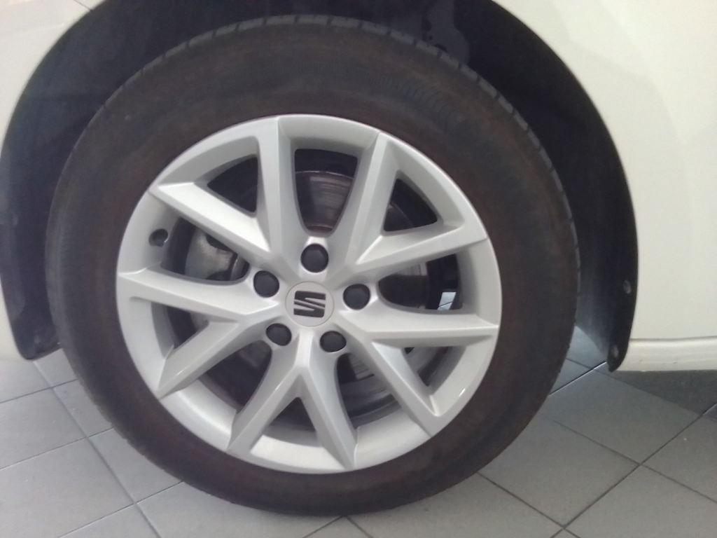 SEAT León 1.0 TSI S&S Style XS 81 kW (110 CV) - 7