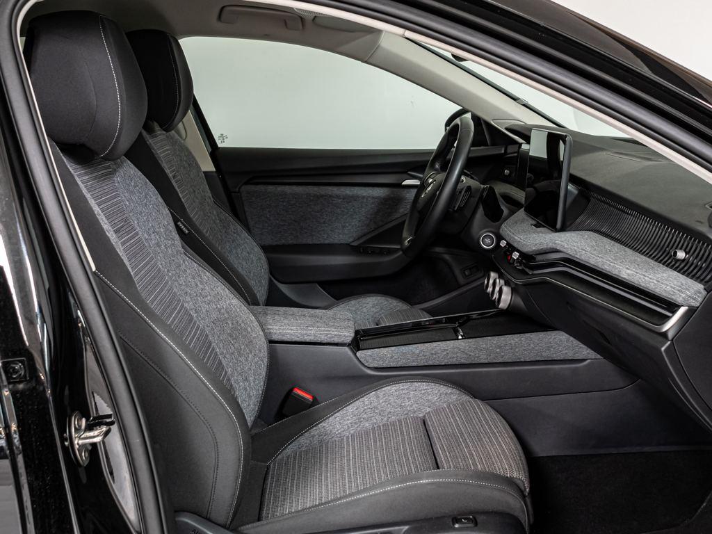 Skoda Superb Combi 1.5 TSI m-HEV Selection DSG 110 kW (150 CV) - 4