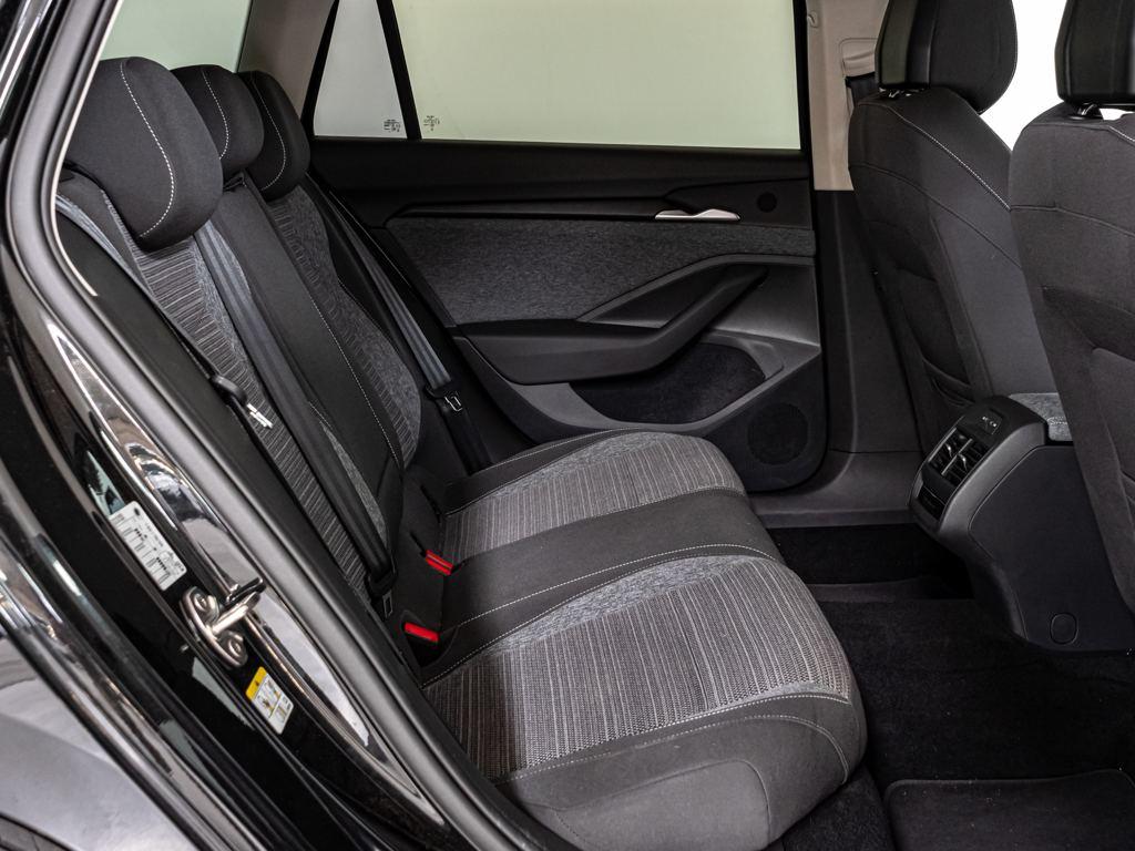 Skoda Superb Combi 1.5 TSI m-HEV Selection DSG 110 kW (150 CV) - 5