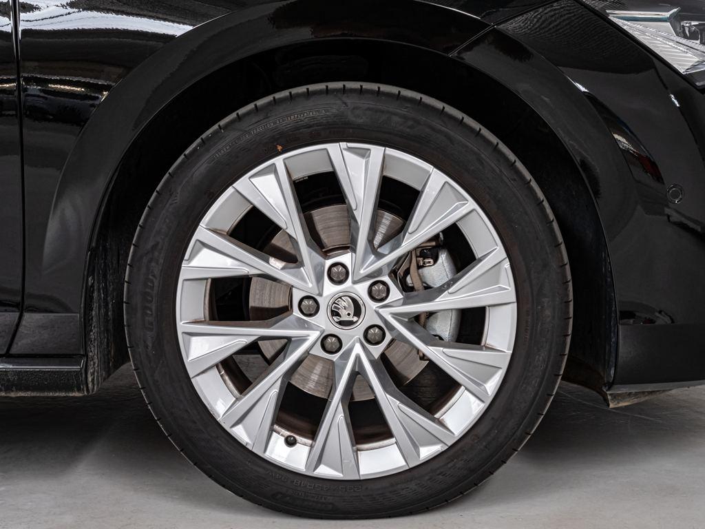 Skoda Superb Combi 1.5 TSI m-HEV Selection DSG 110 kW (150 CV) - 7