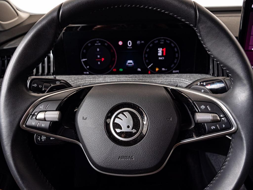 Skoda Superb Combi 1.5 TSI m-HEV Selection DSG 110 kW (150 CV) - 13