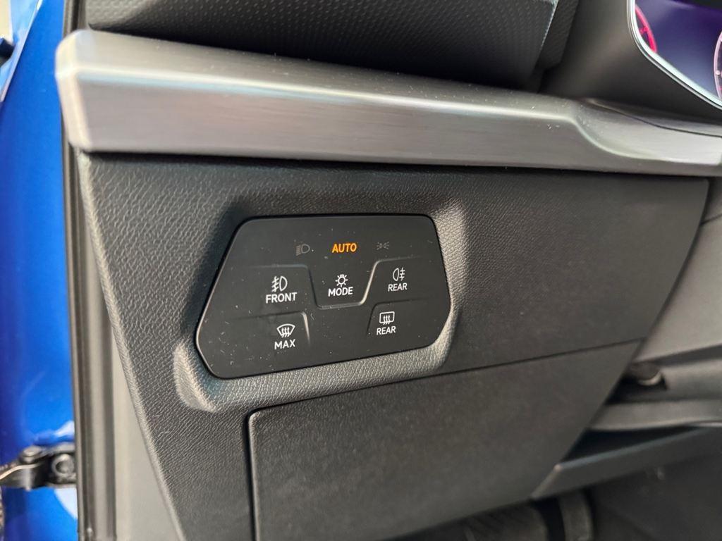 SEAT León 1.0 eTSI S&S FR 25 Aniversario DSG 81 kW (110 CV) - 11