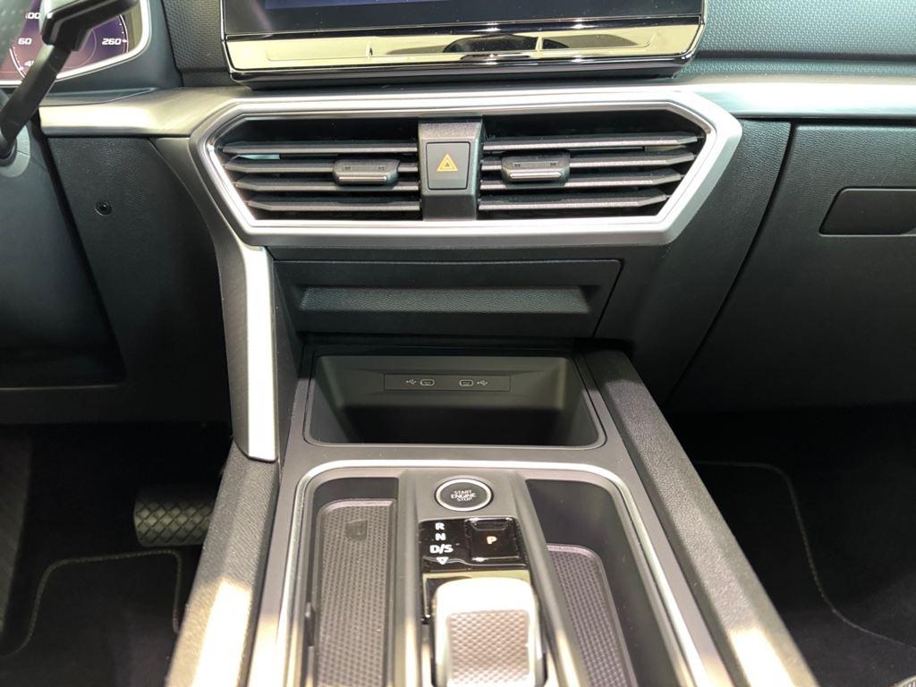 SEAT León 1.0 eTSI S&S FR 25 Aniversario DSG 81 kW (110 CV) - 19