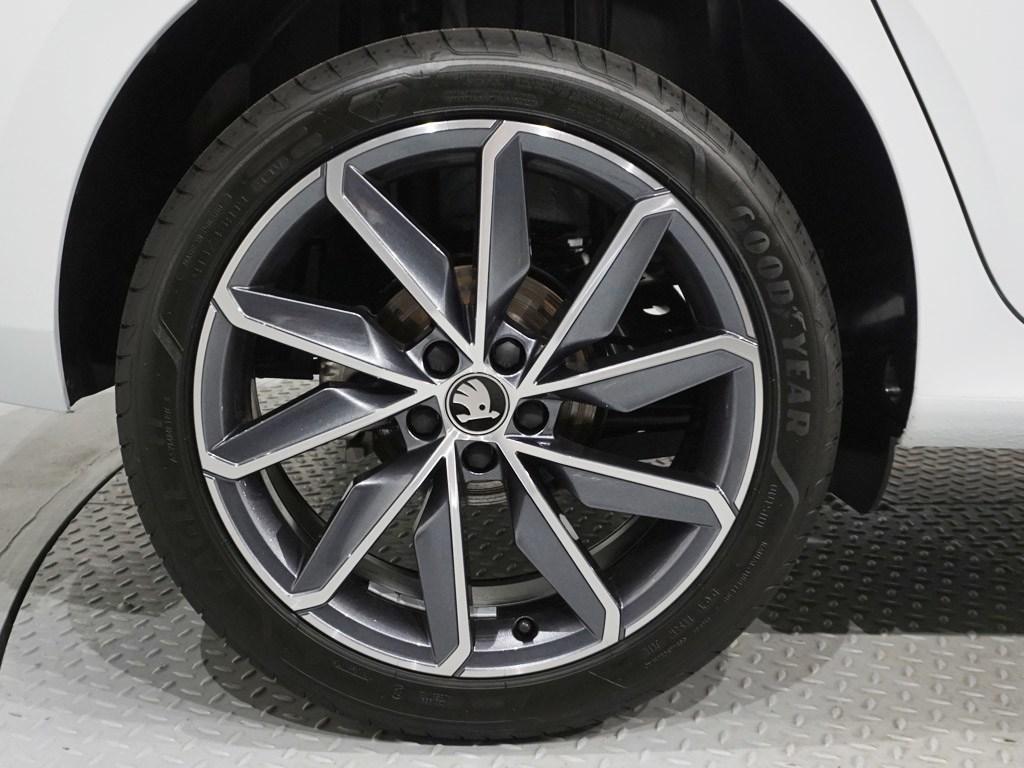 Skoda Kamiq 1.5 TSI Sport DSG 110 kW (150 CV) - 7