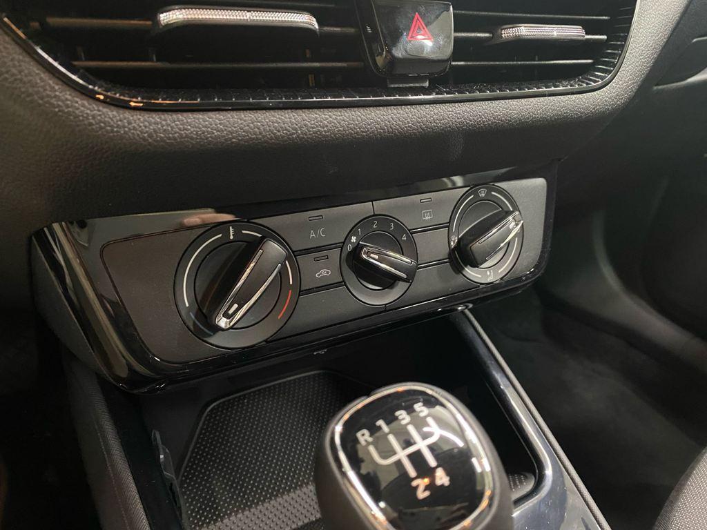 Skoda Fabia 1.0 MPI Selection 59 kW (80 CV) - 9