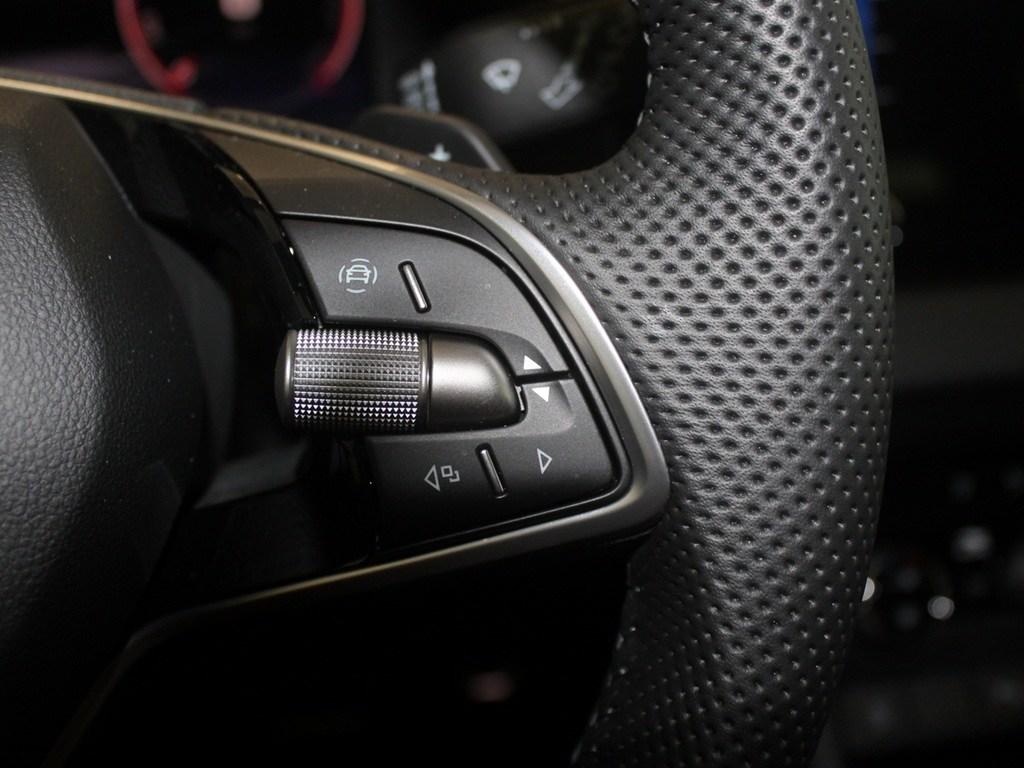 Skoda Karoq 1.5 TSI ACT Sportline DSG 110 kW (150 CV) - 9