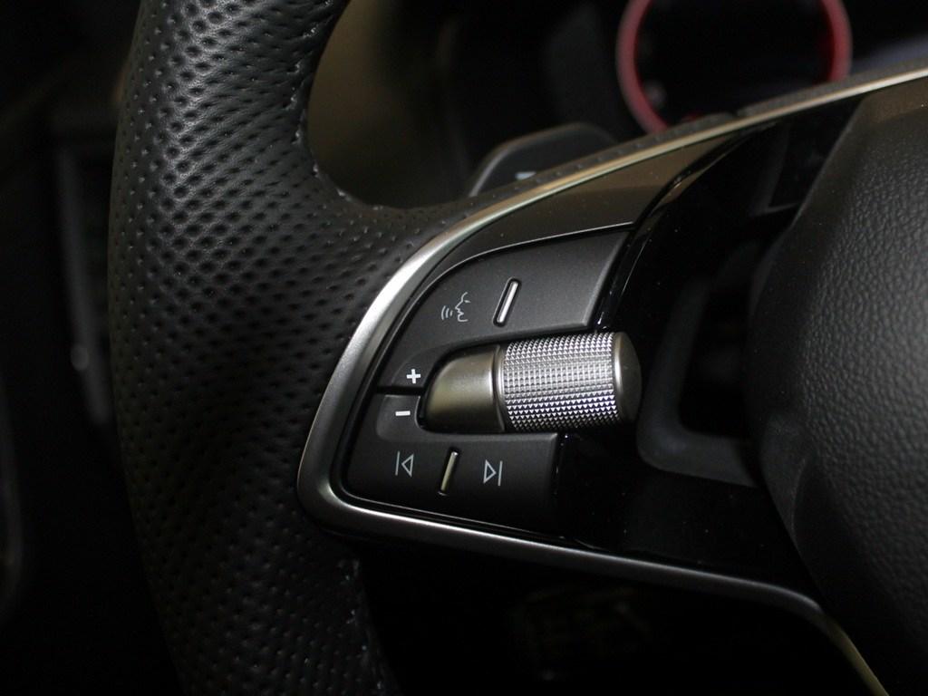 Skoda Karoq 1.5 TSI ACT Sportline DSG 110 kW (150 CV) - 10