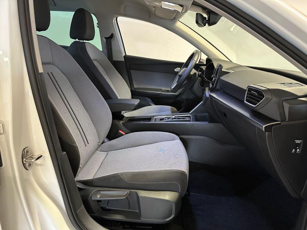 SEAT León 1.5 eTSI S&S Style Special Edition Vision DSG 110 kW (150 CV) - 4