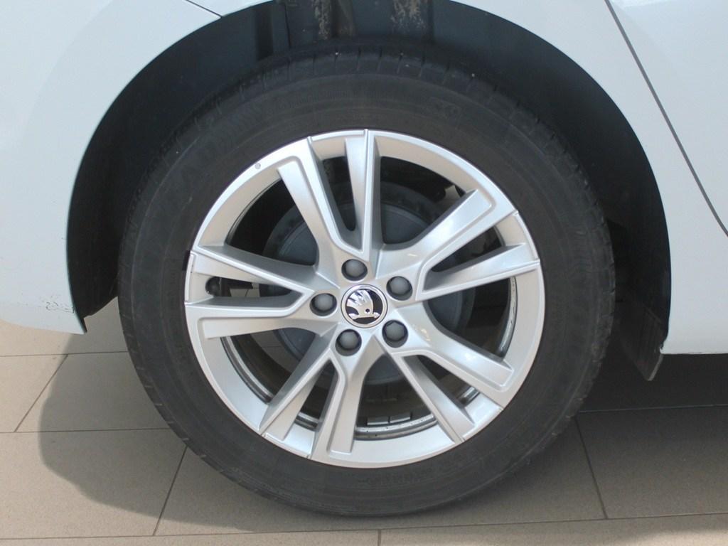 Skoda Fabia 1.0 TSI Selection 70 kW (95 CV) - 7