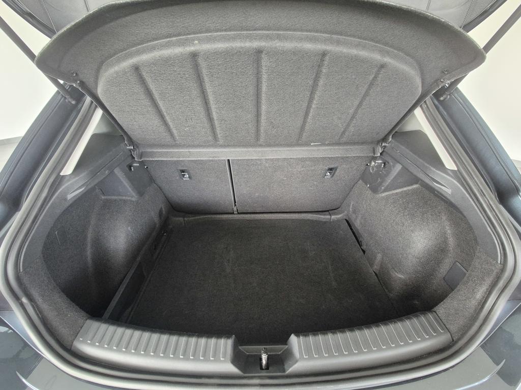 SEAT León 1.5 eTSI S&S Style Special Edition Vision DSG 110 kW (150 CV) - 6