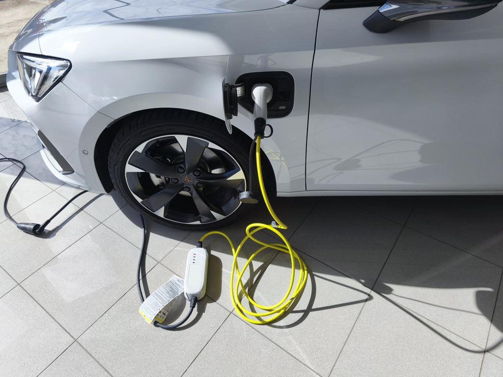 CUPRA León 1.4 e-Hybrid DSG 150 kW (204 CV) - 13