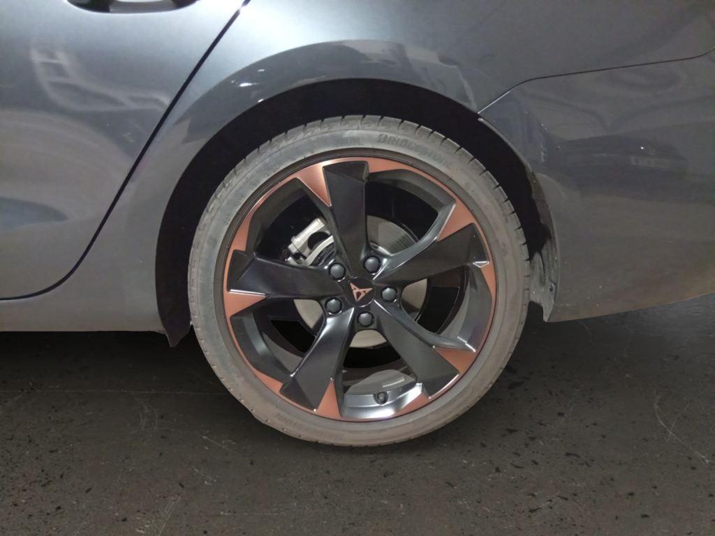 CUPRA Leon Sportstourer 1.5 eTSI DSG 110 kW (150 CV) - 7