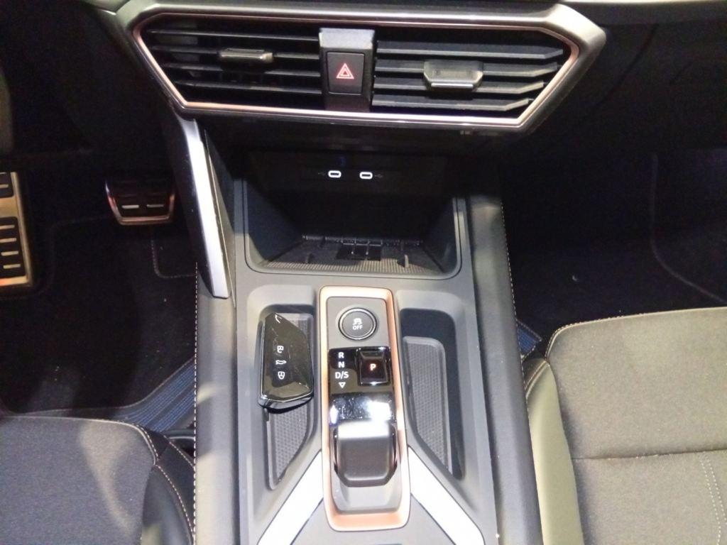 CUPRA Leon Sportstourer 1.5 eTSI DSG 110 kW (150 CV) - 12