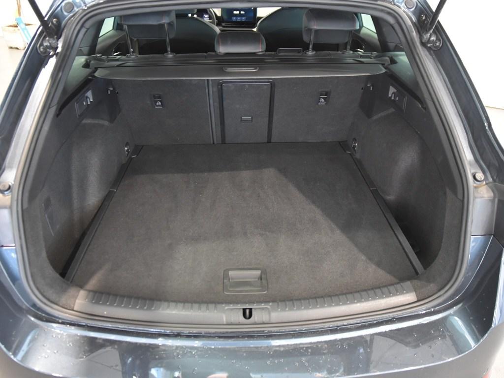 SEAT León ST 1.5 eTSI S&S FR Special Edition Vision DSG 110 kW (150 CV) - 6