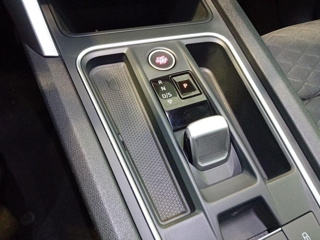 SEAT León 1.5 eTSI S&S Style Special Edition DSG 110 kW (150 CV) - 10