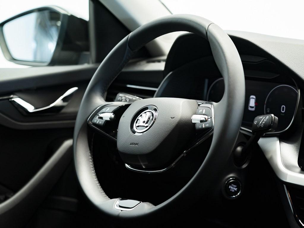 Skoda Kamiq 1.5 TSI Ambition DSG 110 kW (150 CV) - 8