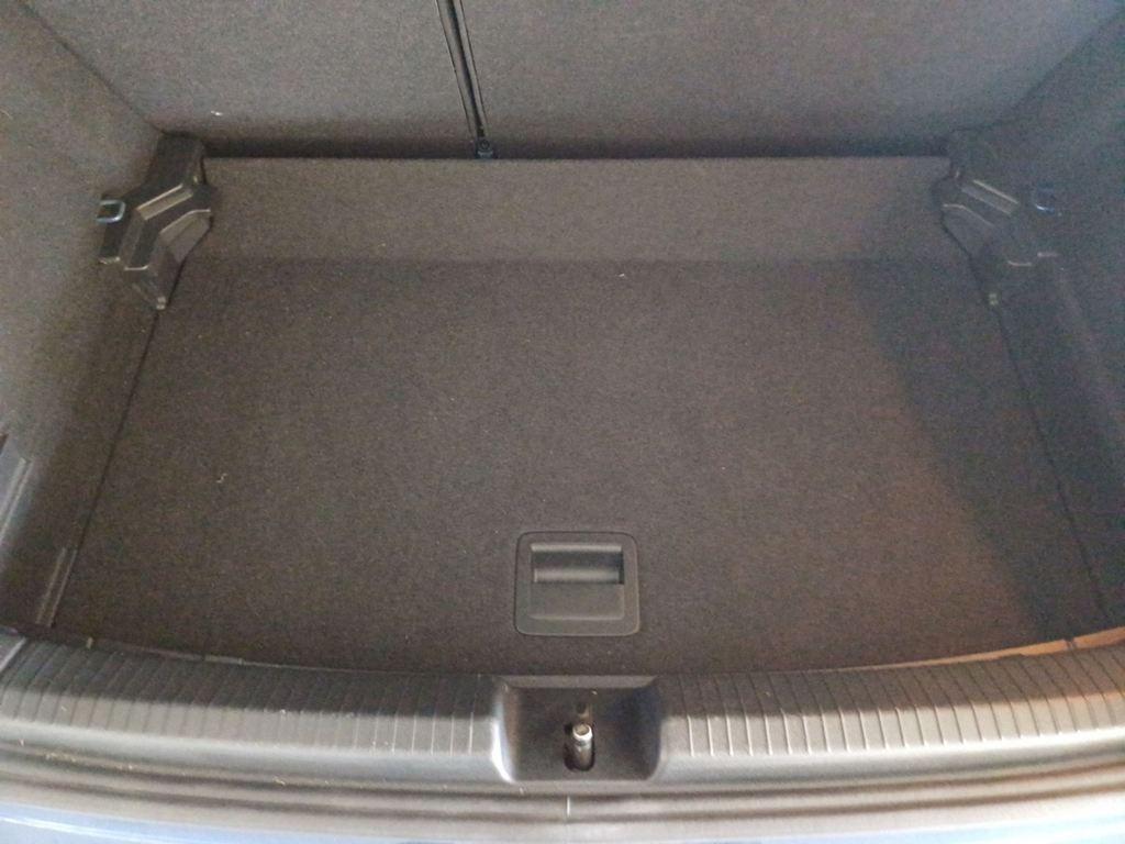 Volkswagen Polo R-Line 1.0 TSI 70 kW (95 CV) - 6