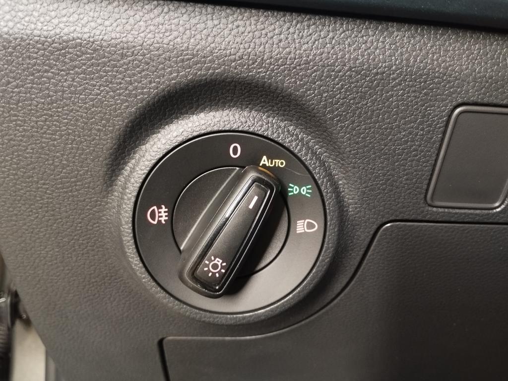 SEAT Arona 1.0 TSI Xperience XL 81 kW (110 CV) - 8