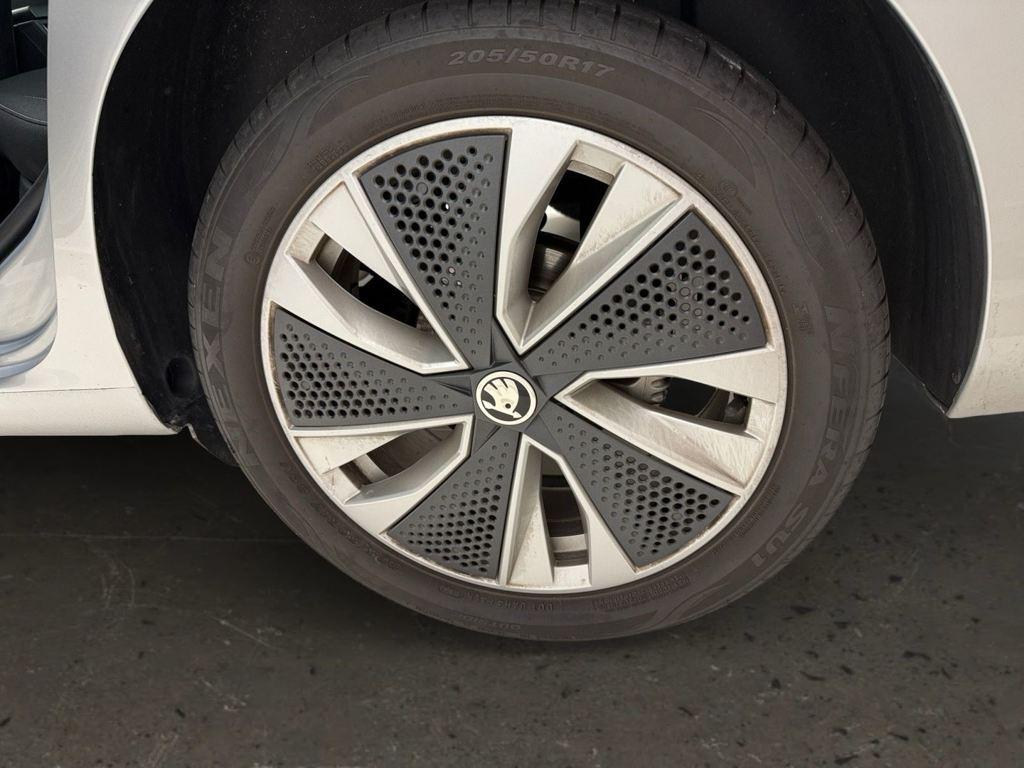 Skoda Scala Design 1.0 TSI 85 kW (115 CV) - 7
