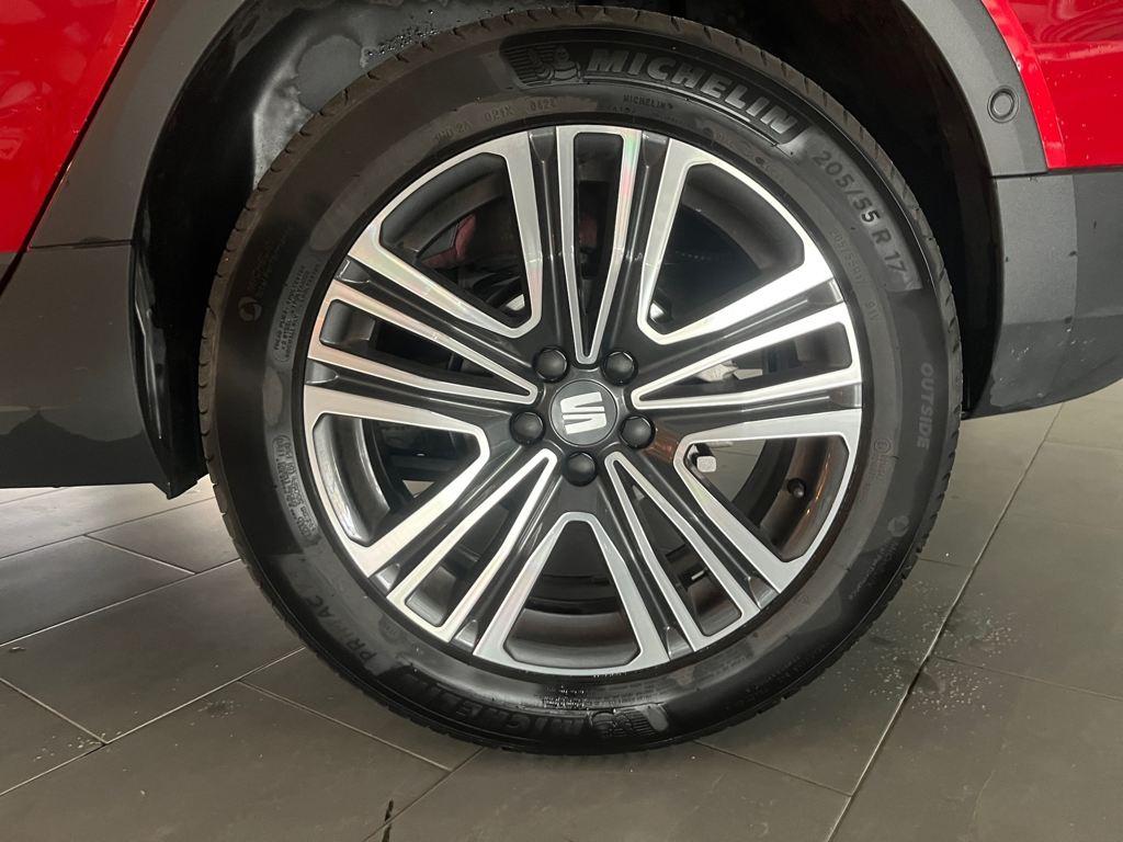 SEAT Arona 1.0 TSI S&S Xperience XM 85 kW (115 CV) - 7